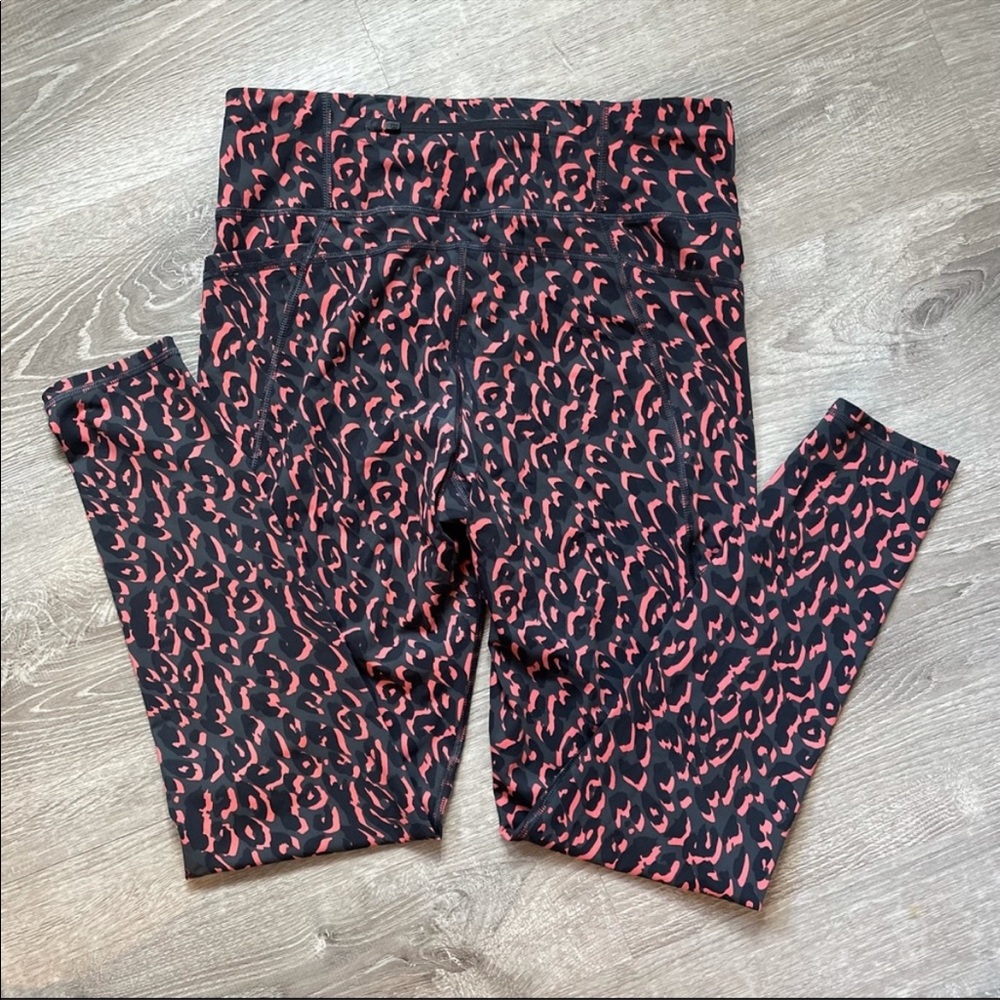 Sweaty Betty 7/8 Leggings with Pockets - Picture 5 of 12